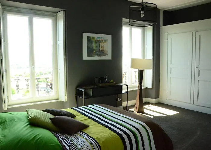 Couette-café La Lit'hote 3*